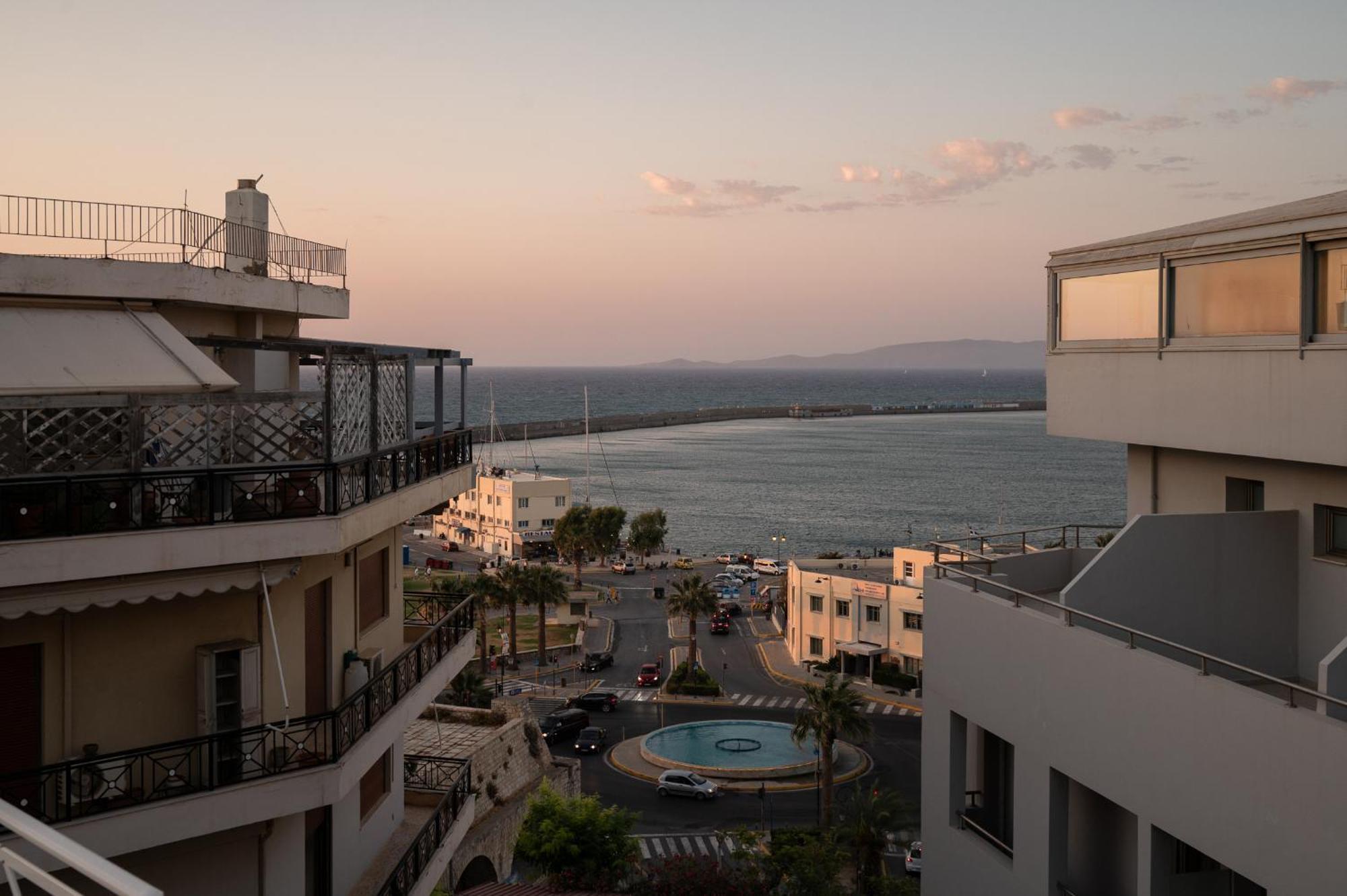 L' Horizon Luxury Living By 8Essentially Heraklion  Exterior photo