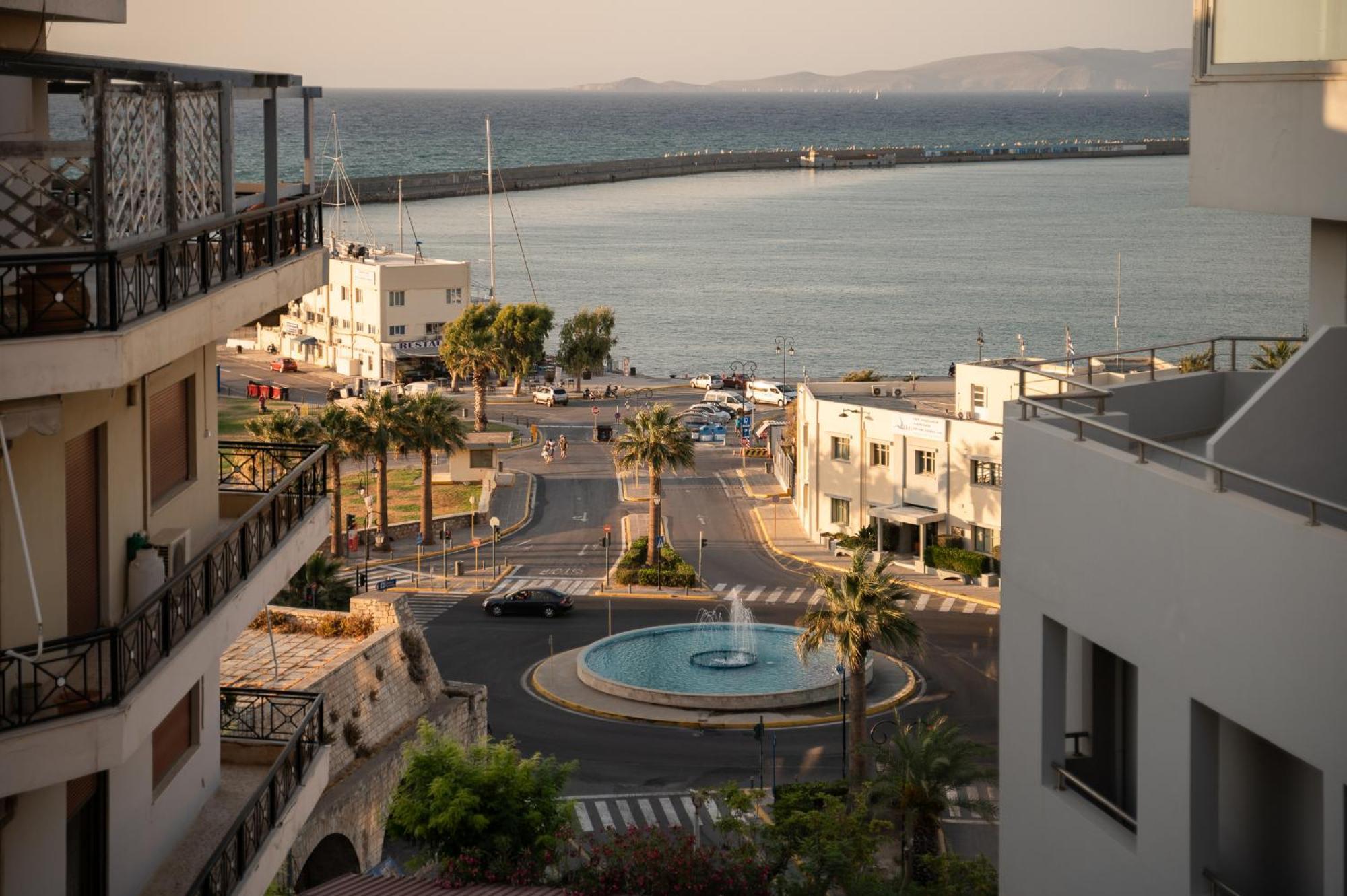 L' Horizon Luxury Living By 8Essentially Heraklion  Exterior photo
